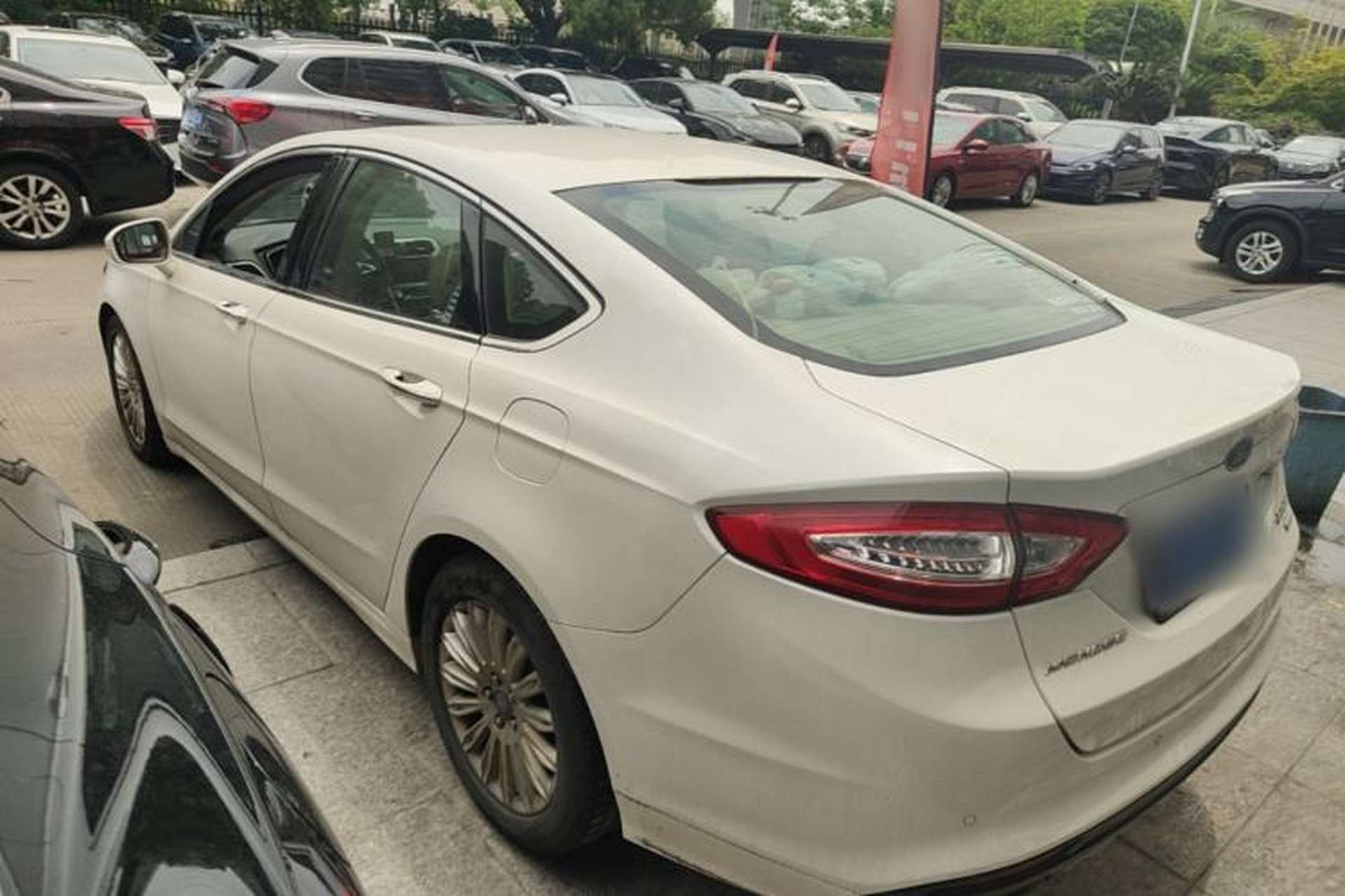 Used Ford Mondeo 2013 2.0L GTDi 200 Luxury Model Rear Left 45 Deg