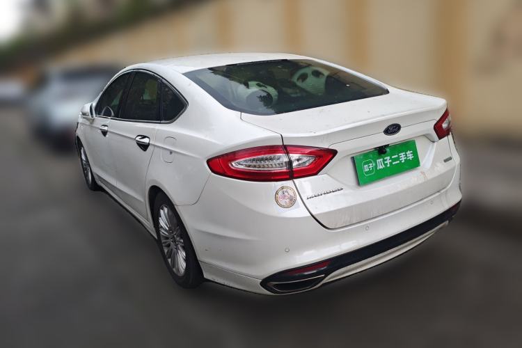 Used Ford Mondeo 2013 2.0L GTDi 200 Luxury Model Rear Left 45 Deg