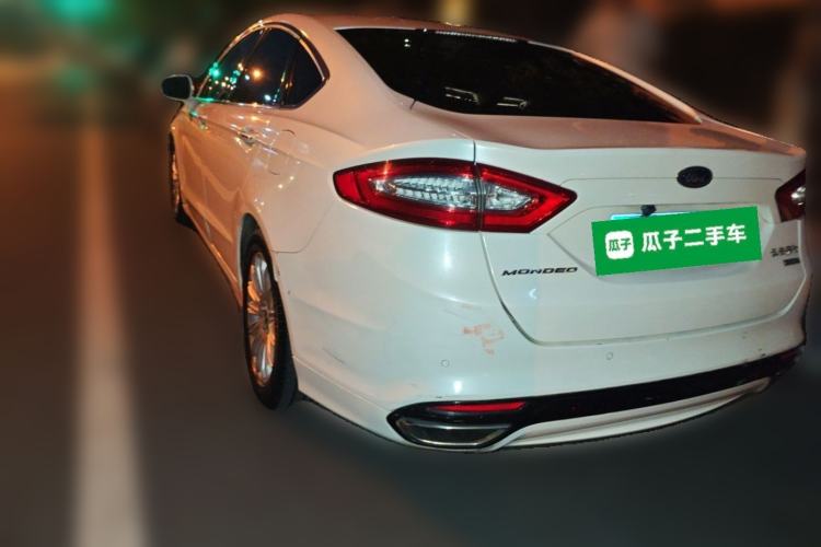 Used Ford Mondeo 2013 2.0L GTDi 200 Fashion Edition Rear Left 45 Deg
