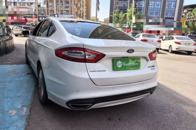 Used Ford Mondeo 2013 2.0L GTDi 200 Luxury Model Rear Left 45 Deg