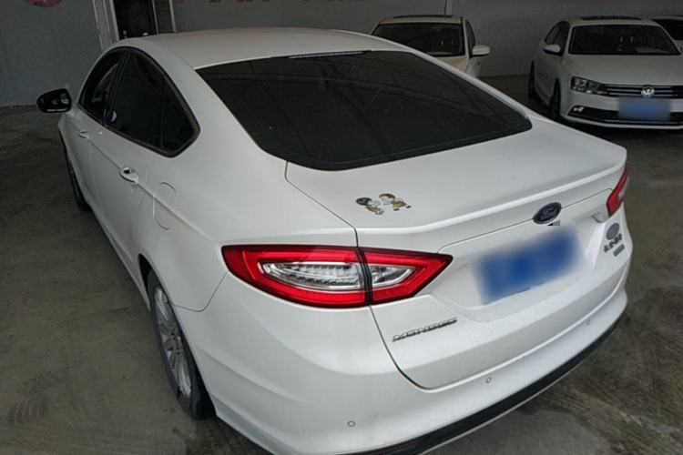 Used Ford Mondeo 2013 2.0L GTDi 200 Fashion Edition Rear Left 45 Deg
