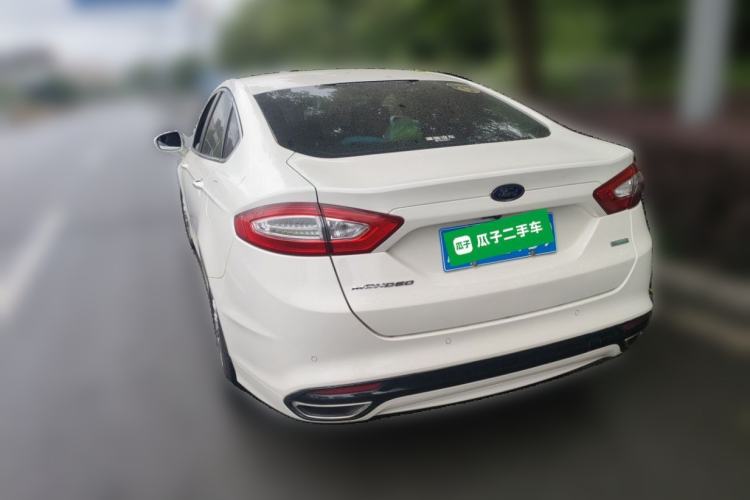 Used Ford Mondeo 2013 2.0L GTDi 200 Luxury Model Rear Left 45 Deg