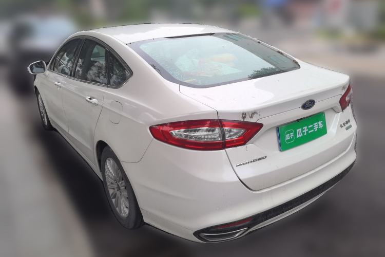 Used Ford Mondeo 2013 2.0L GTDi 200 Luxury Model Rear Left 45 Deg