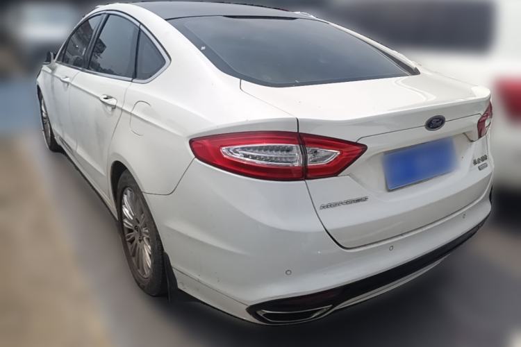 Used Ford Mondeo 2013 2.0L GTDi 200 Luxury Model Rear Left 45 Deg