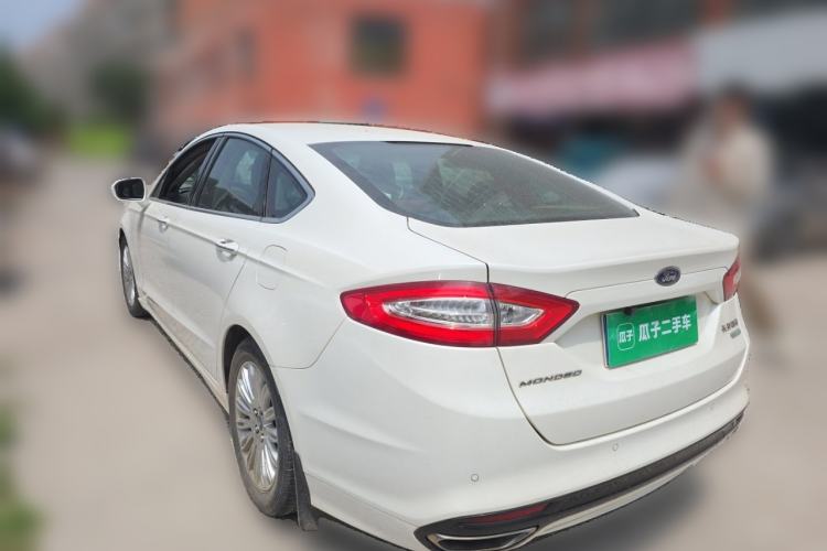 Used Ford Mondeo 2013 2.0L GTDi 200 Fashion Edition Rear Left 45 Deg