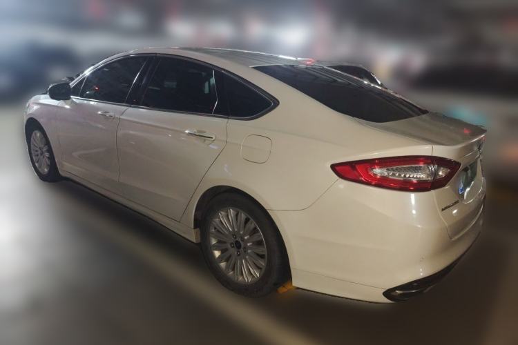 Used Ford Mondeo 2013 2.0L GTDi 200 Fashion Edition Rear Left 45 Deg