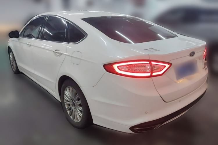 Used Ford Mondeo 2013 2.0L GTDi 200 Fashion Edition Rear Left 45 Deg