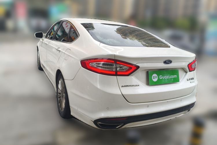Used Ford Mondeo 2013 2.0L GTDi 200 Fashion Edition Rear Left 45 Deg
