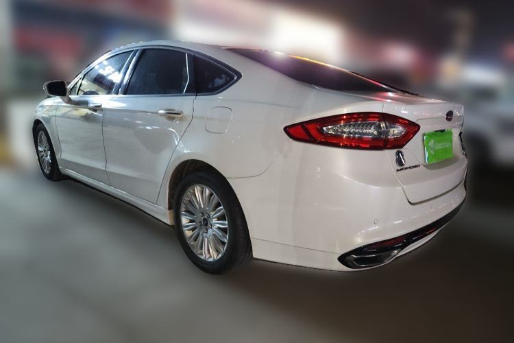 Used Ford Mondeo 2013 2.0L GTDi 200 Luxury Model Rear Left 45 Deg