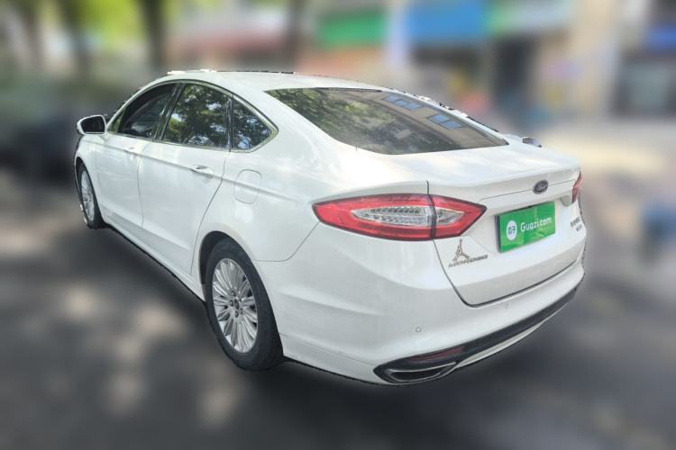 Used Ford Mondeo 2013 2.0L GTDi 200 Luxury Model Rear Left 45 Deg