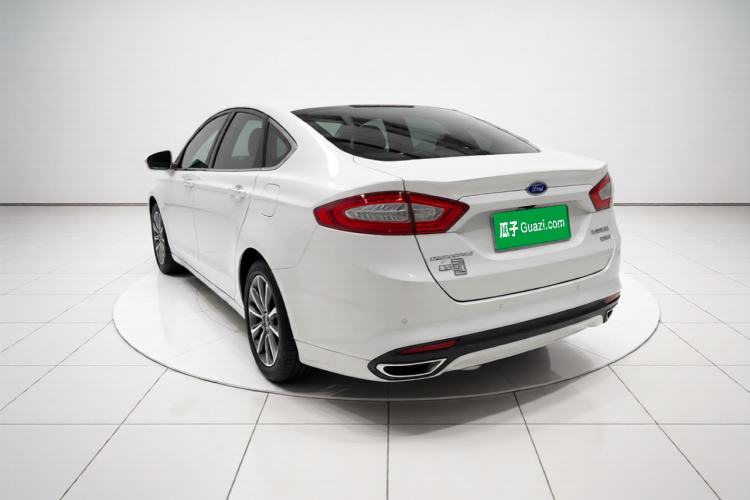 Used Ford Mondeo 2013 2.0L GTDi 200 Luxury Model Rear Left 45 Deg