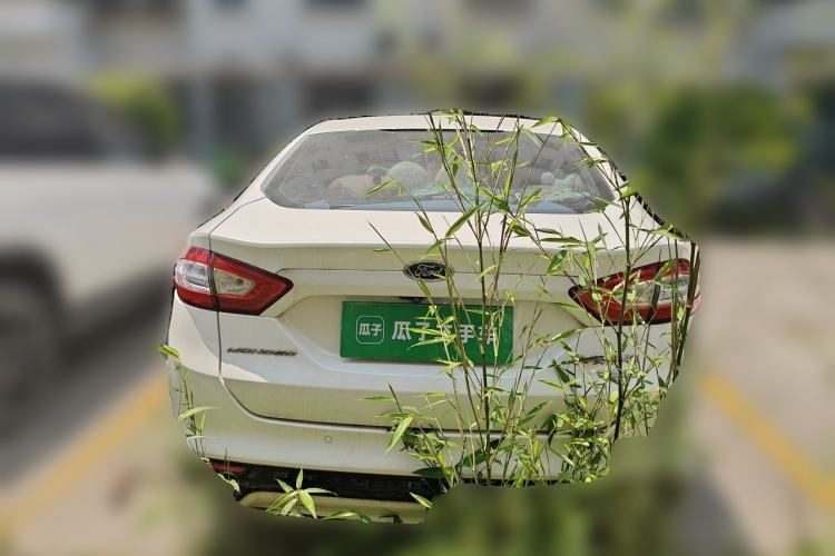Used Ford Mondeo 2013 2.0L GTDi 200 Luxury Model Rear