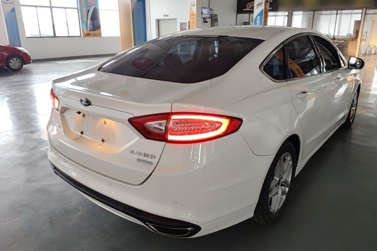Used Ford Mondeo 2013 1.5L GTDi180 Fashion Edition Rear Right 45 Deg