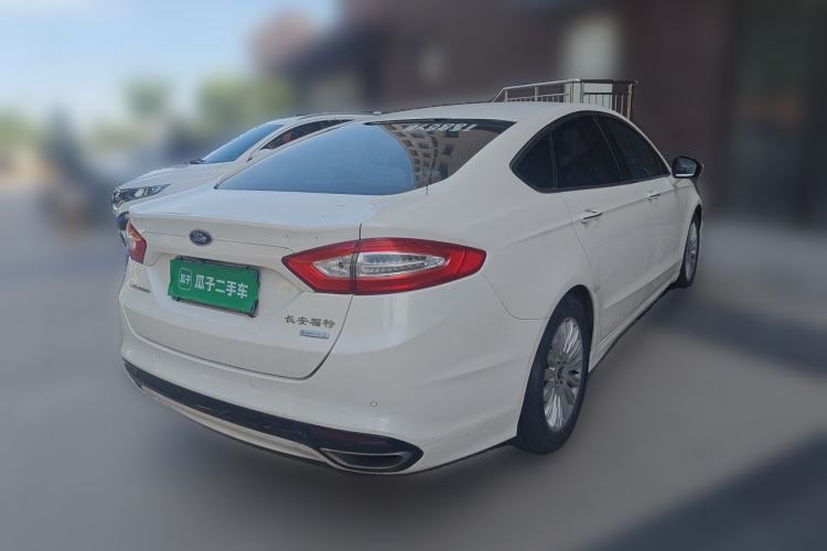 Used Ford Mondeo 2013 2.0L GTDi 200 Fashion Edition Rear Right 45 Deg