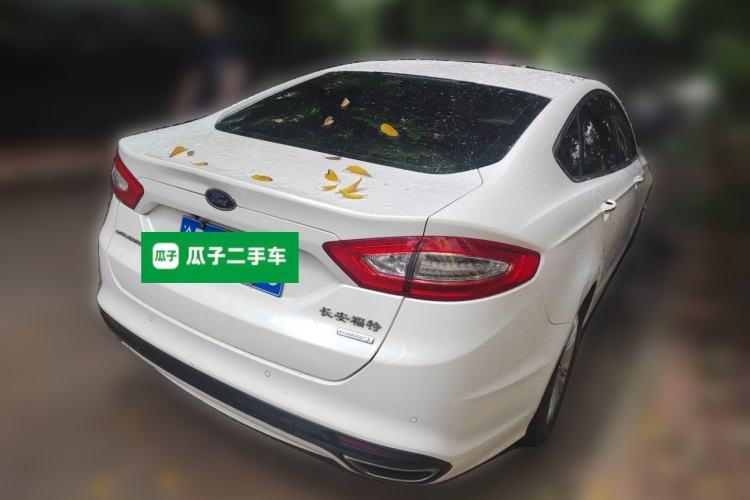 Used Ford Mondeo 2013 2.0L GTDi 200 Fashion Edition Rear Right 45 Deg