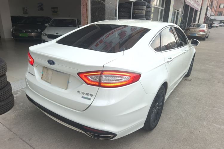 Used Ford Mondeo 2013 2.0L GTDi 200 Fashion Edition Rear Right 45 Deg