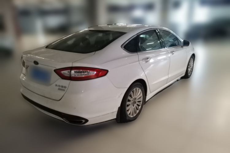 Used Ford Mondeo 2013 2.0L GTDi 200 Fashion Edition Rear Right 45 Deg