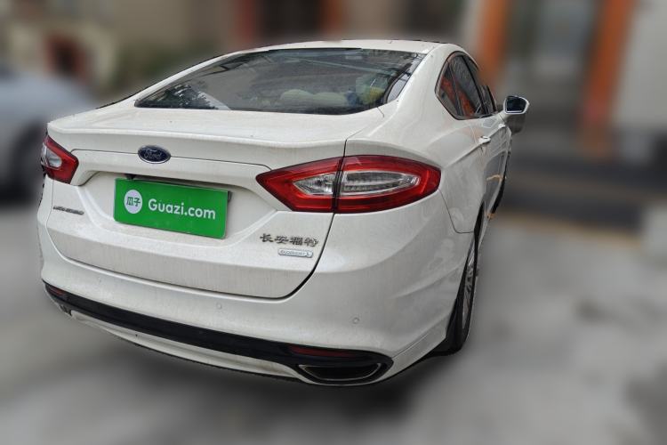 Used Ford Mondeo 2013 2.0L GTDi 200 Fashion Edition Rear Right 45 Deg