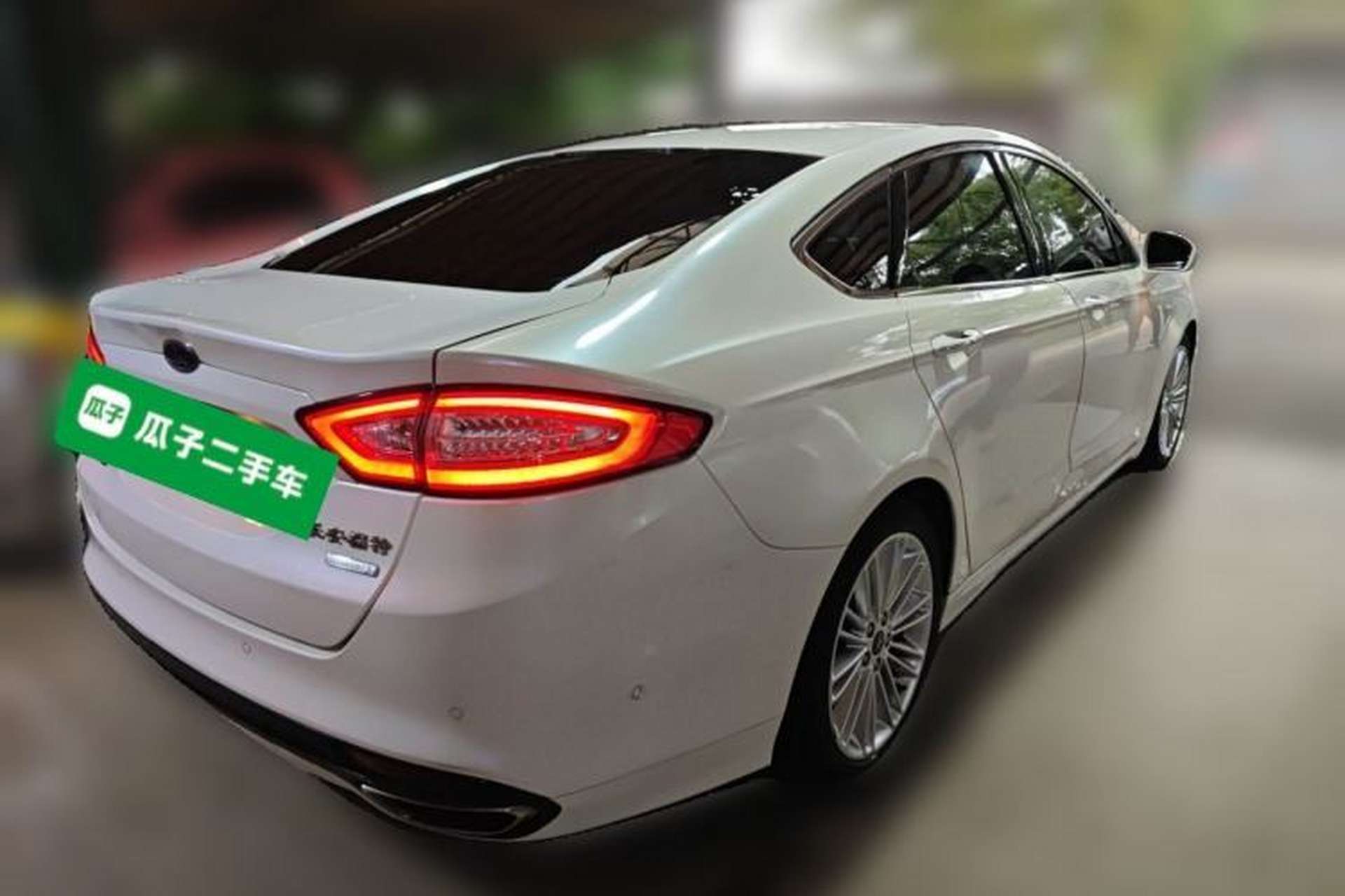 Used Ford Mondeo 2013 2.0L GTDi240 Flagship Edition Rear Right 45 Deg