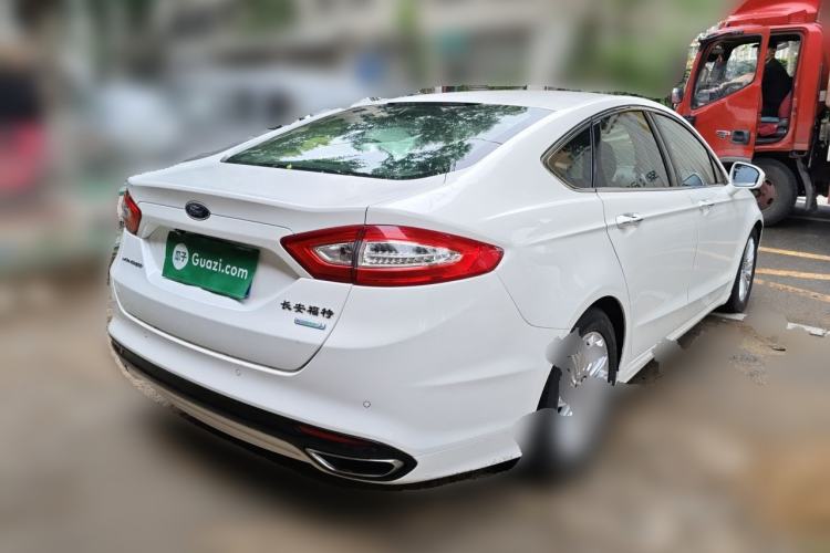 Used Ford Mondeo 2013 2.0L GTDi 200 Fashion Edition Rear Right 45 Deg