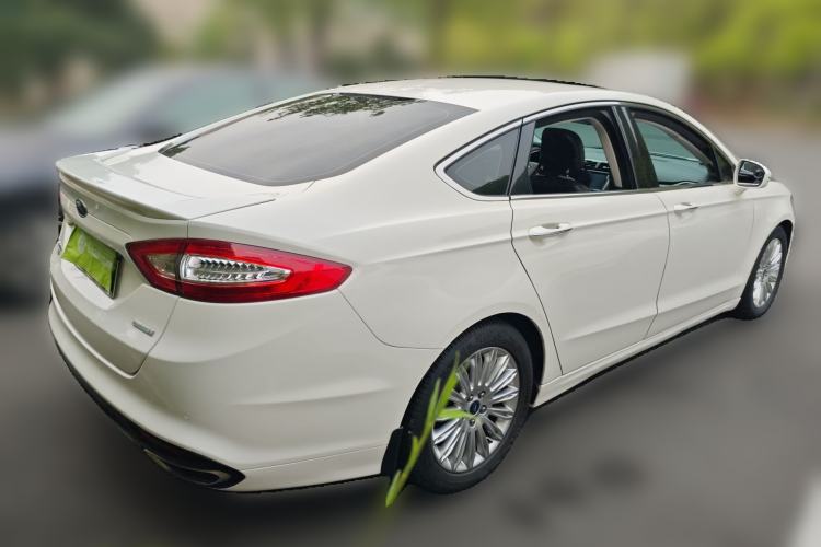 Used Ford Mondeo 2013 2.0L GTDi 200 Fashion Edition Rear Right 45 Deg