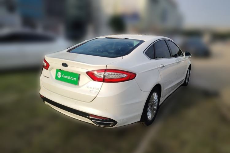 Used Ford Mondeo 2013 2.0L GTDi 200 Fashion Edition Rear Right 45 Deg