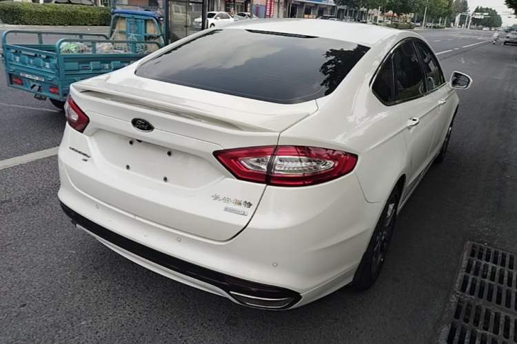 Used Ford Mondeo 2013 2.0L GTDi240 Luxury Sport Model Rear Right 45 Deg