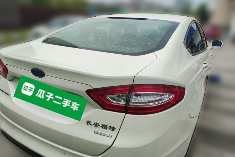 Used Ford Mondeo 2013 2.0L GTDi 200 Fashion Edition Rear Right 45 Deg
