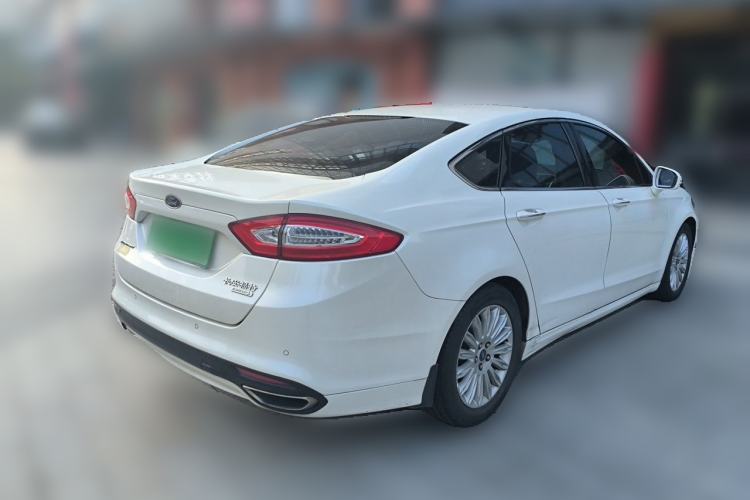 Used Ford Mondeo 2013 2.0L GTDi 200 Luxury Model Rear Right 45 Deg