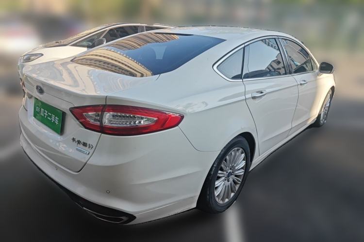 Used Ford Mondeo 2013 2.0L GTDi 200 Fashion Edition Rear Right 45 Deg