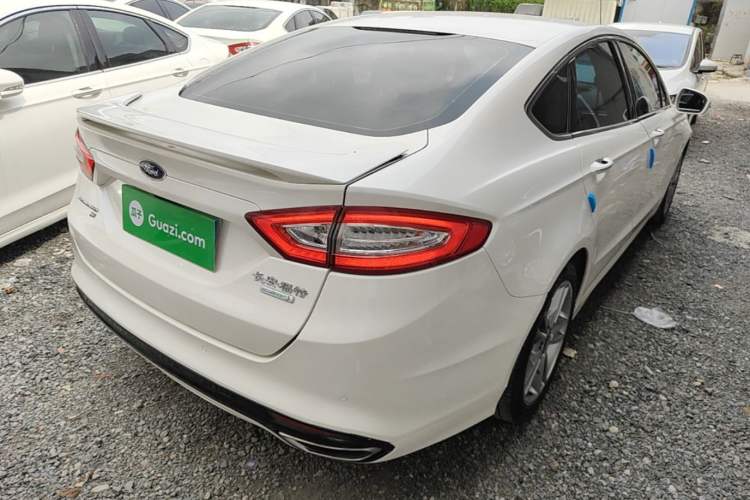 Used Ford Mondeo 2013 2.0L GTDi240 Luxury Sport Model Rear Right 45 Deg