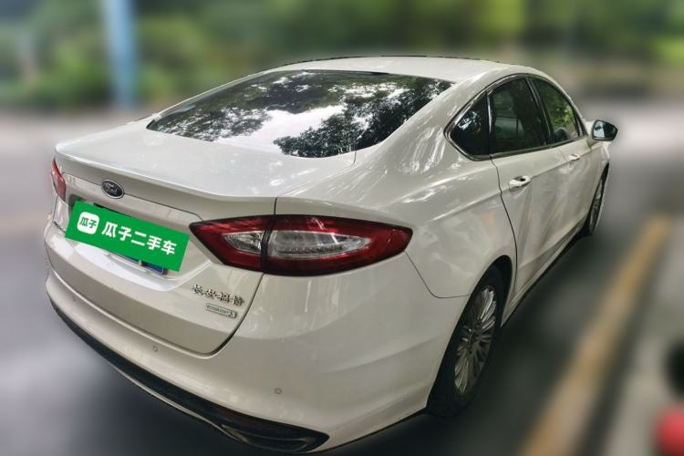 Used Ford Mondeo 2013 2.0L GTDi 200 Fashion Edition Rear Right 45 Deg