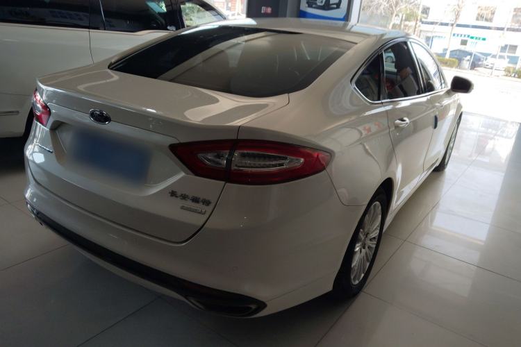 Used Ford Mondeo 2013 2.0L GTDi 200 Fashion Edition Rear Right 45 Deg