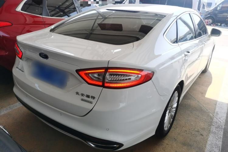 Used Ford Mondeo 2013 2.0L GTDi 200 Fashion Edition Rear Right 45 Deg