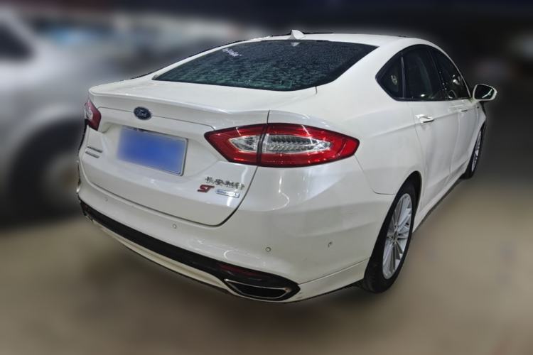 Used Ford Mondeo 2013 2.0L GTDi240 Flagship Edition Rear Right 45 Deg