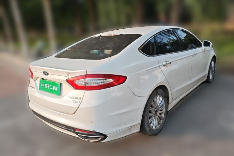 Used Ford Mondeo 2013 2.0L GTDi 200 Fashion Edition Rear Right 45 Deg