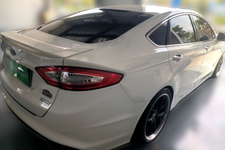Used Ford Mondeo 2013 2.0L GTDi240 Luxury Sport Model Rear Right 45 Deg