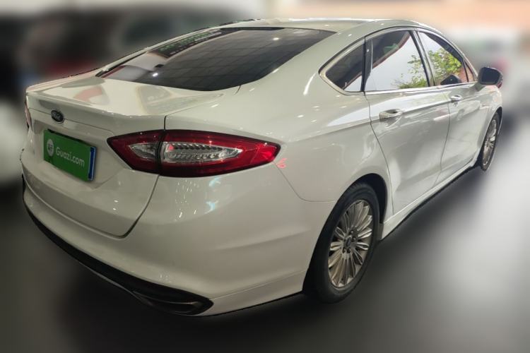 Used Ford Mondeo 2013 2.0L GTDi 200 Fashion Edition Rear Right 45 Deg
