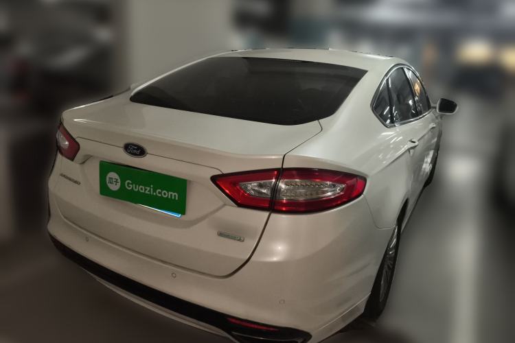 Used Ford Mondeo 2013 2.0L GTDi 200 Fashion Edition Rear Right 45 Deg