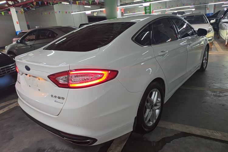 Used Ford Mondeo 2013 1.5L GTDi180 Fashion Edition Rear Right 45 Deg