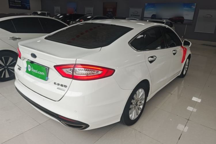 Used Ford Mondeo 2013 2.0L GTDi 200 Fashion Edition Rear Right 45 Deg