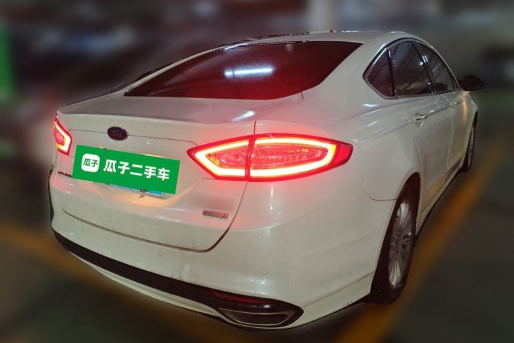 Used Ford Mondeo 2013 2.0L GTDi 200 Fashion Edition Rear Right 45 Deg