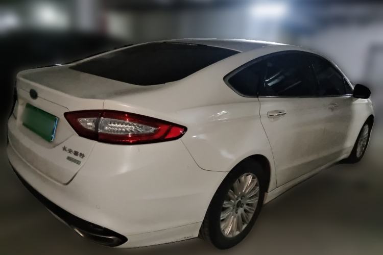 Used Ford Mondeo 2013 2.0L GTDi 200 Fashion Edition Rear Right 45 Deg