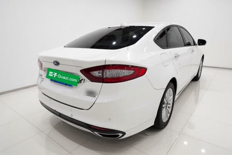 Used Ford Mondeo 2013 2.0L GTDi 200 Fashion Edition Rear Right 45 Deg