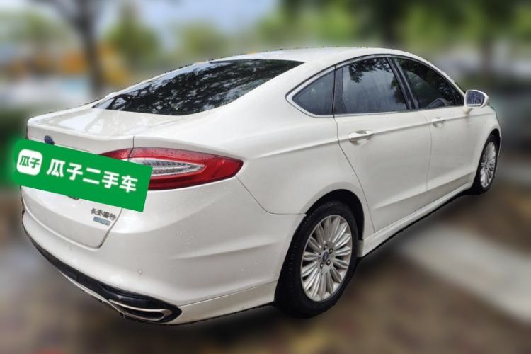 Used Ford Mondeo 2013 2.0L GTDi 200 Fashion Edition Rear Right 45 Deg