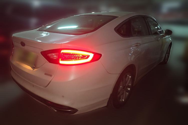 Used Ford Mondeo 2013 1.5L GTDi180 Fashion Edition Rear Right 45 Deg