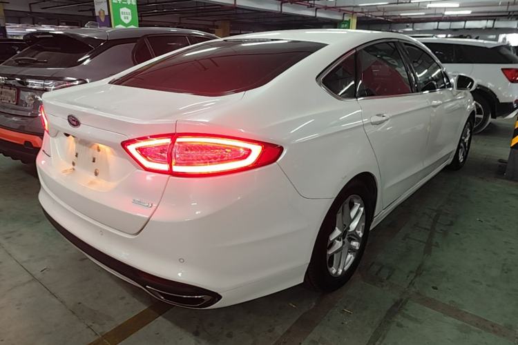 Used Ford Mondeo 2013 1.5L GTDi180 Fashion Edition Rear Right 45 Deg