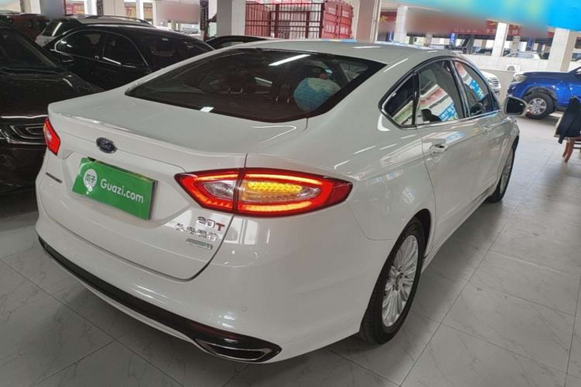 Used Ford Mondeo 2013 2.0L GTDi 200 Fashion Edition Rear Right 45 Deg
