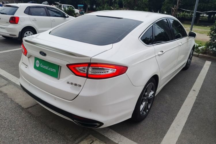 Used Ford Mondeo 2013 2.0L GTDi240 Luxury Sport Model Rear Right 45 Deg
