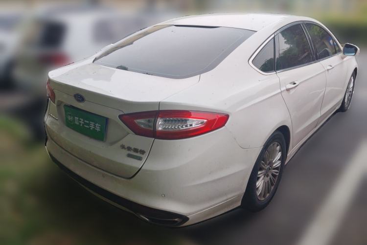 Used Ford Mondeo 2013 2.0L GTDi 200 Fashion Edition Rear Right 45 Deg